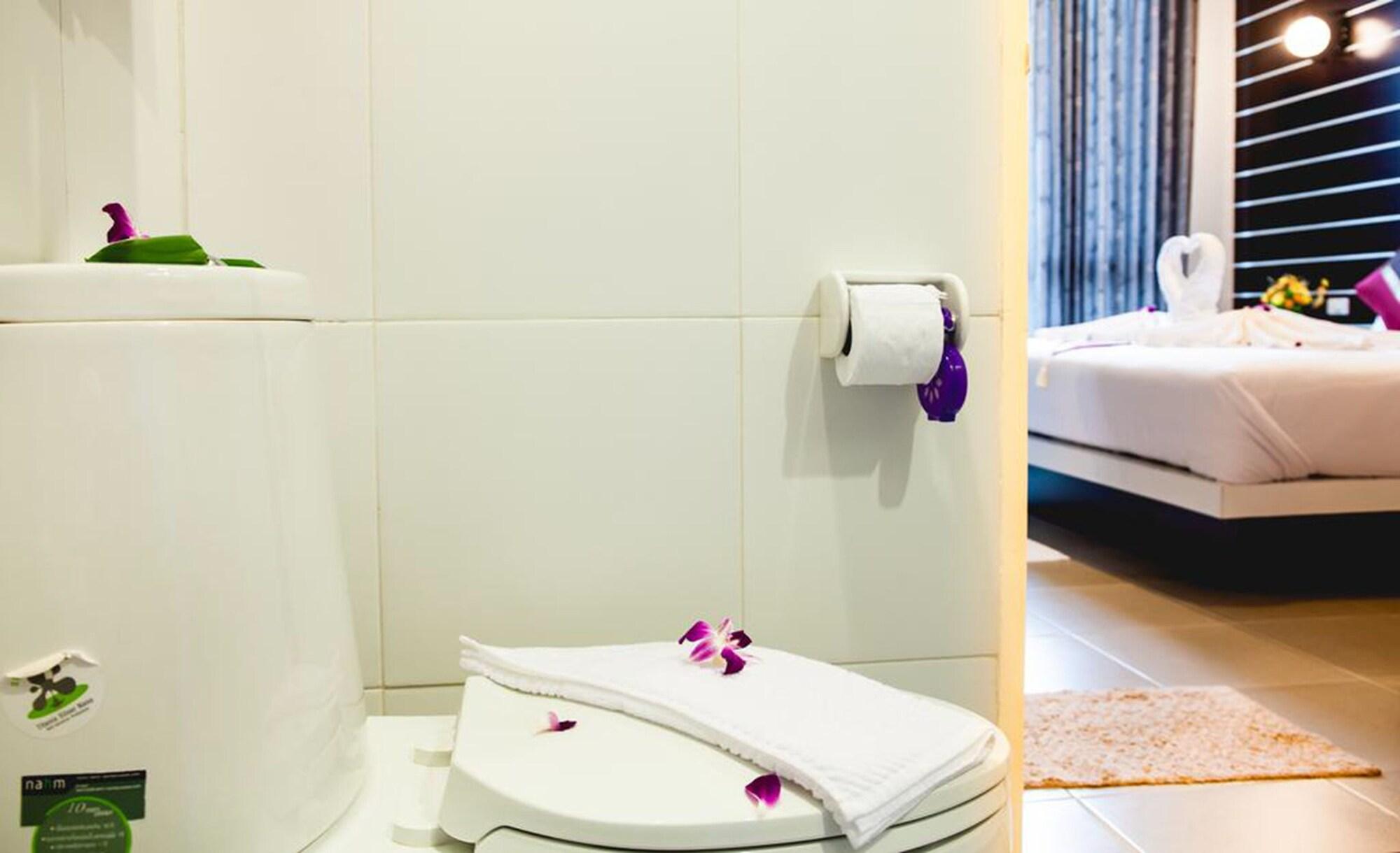 Chalong Boutique Inn מראה חיצוני תמונה
